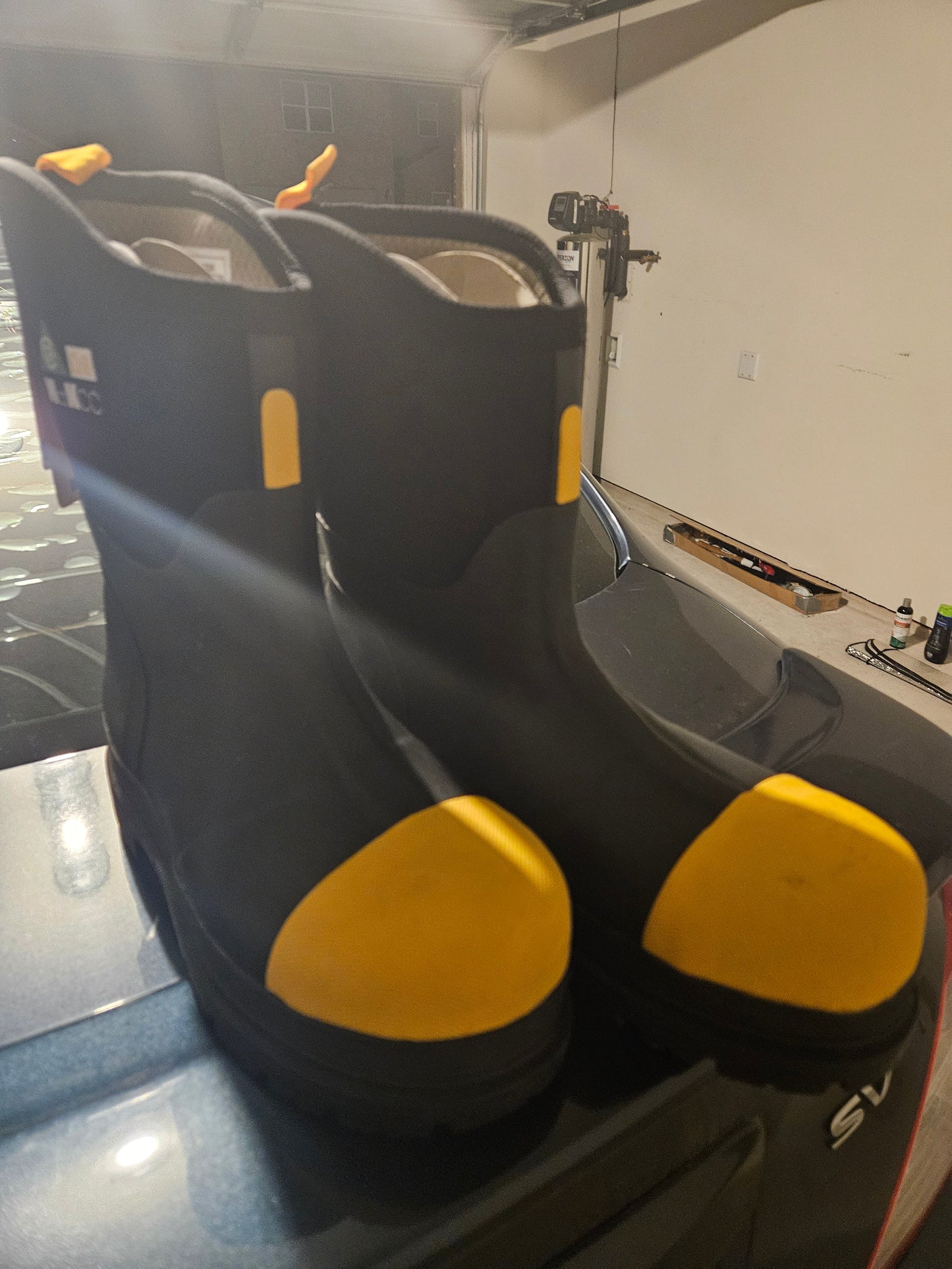 MciKcc size 9 men's