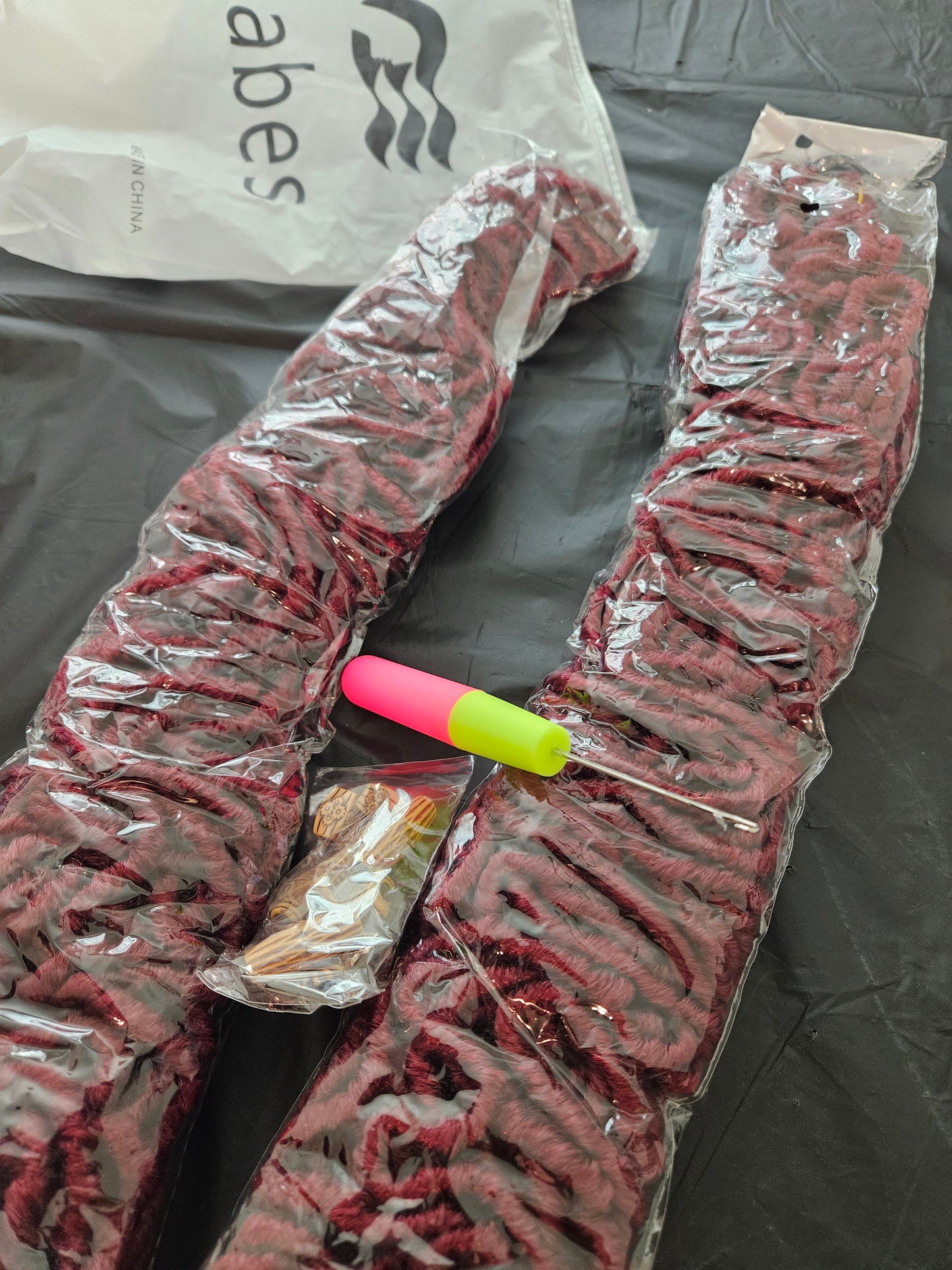 Red 30 inch soft locs extension
