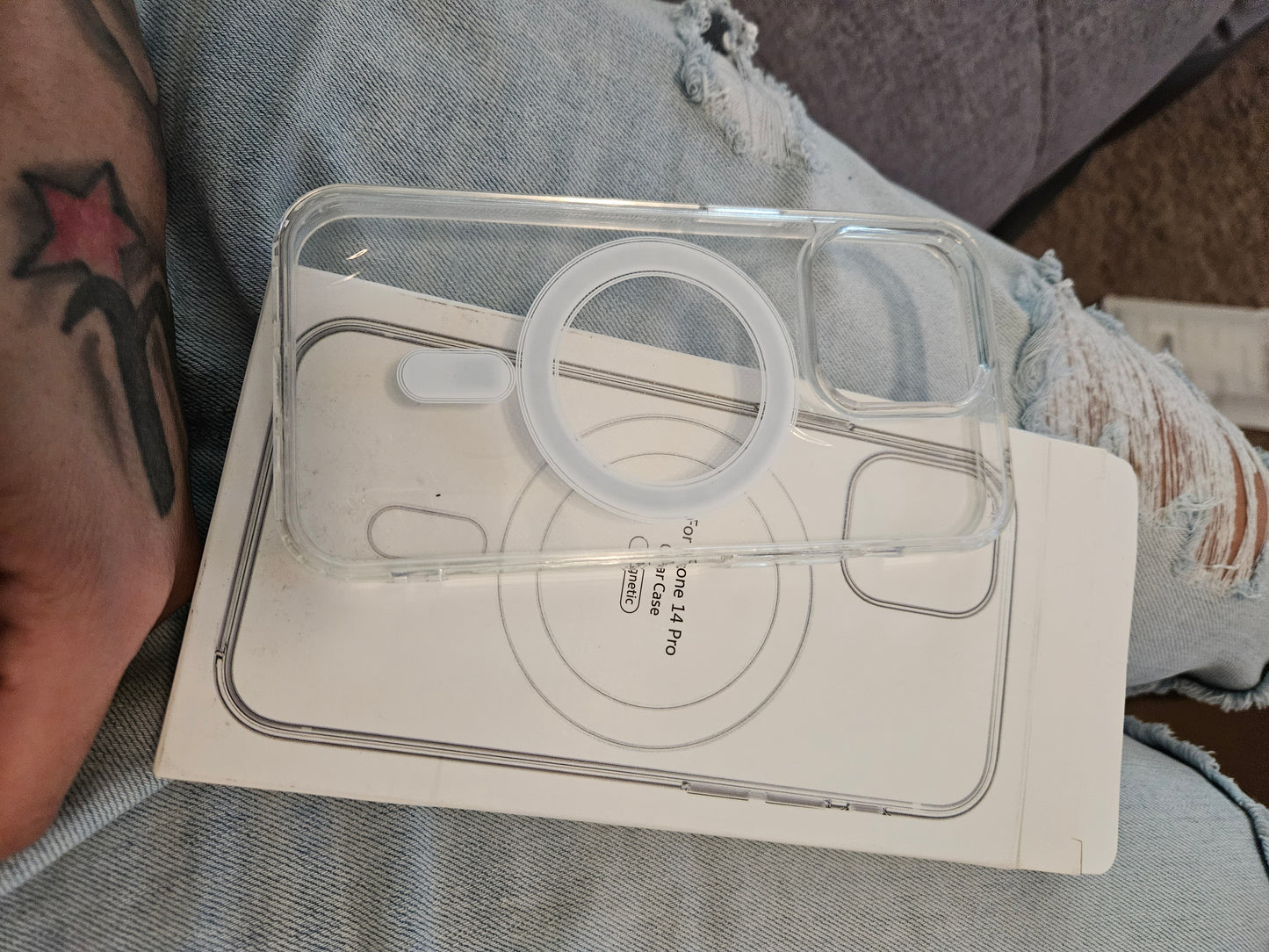 Clear iphone 14 pro magnetic case